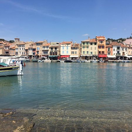 Large Private Garden, Quiet 2-Bedroom Apartment, Air Conditioning, Wifi, Parking Cassis Bagian luar foto